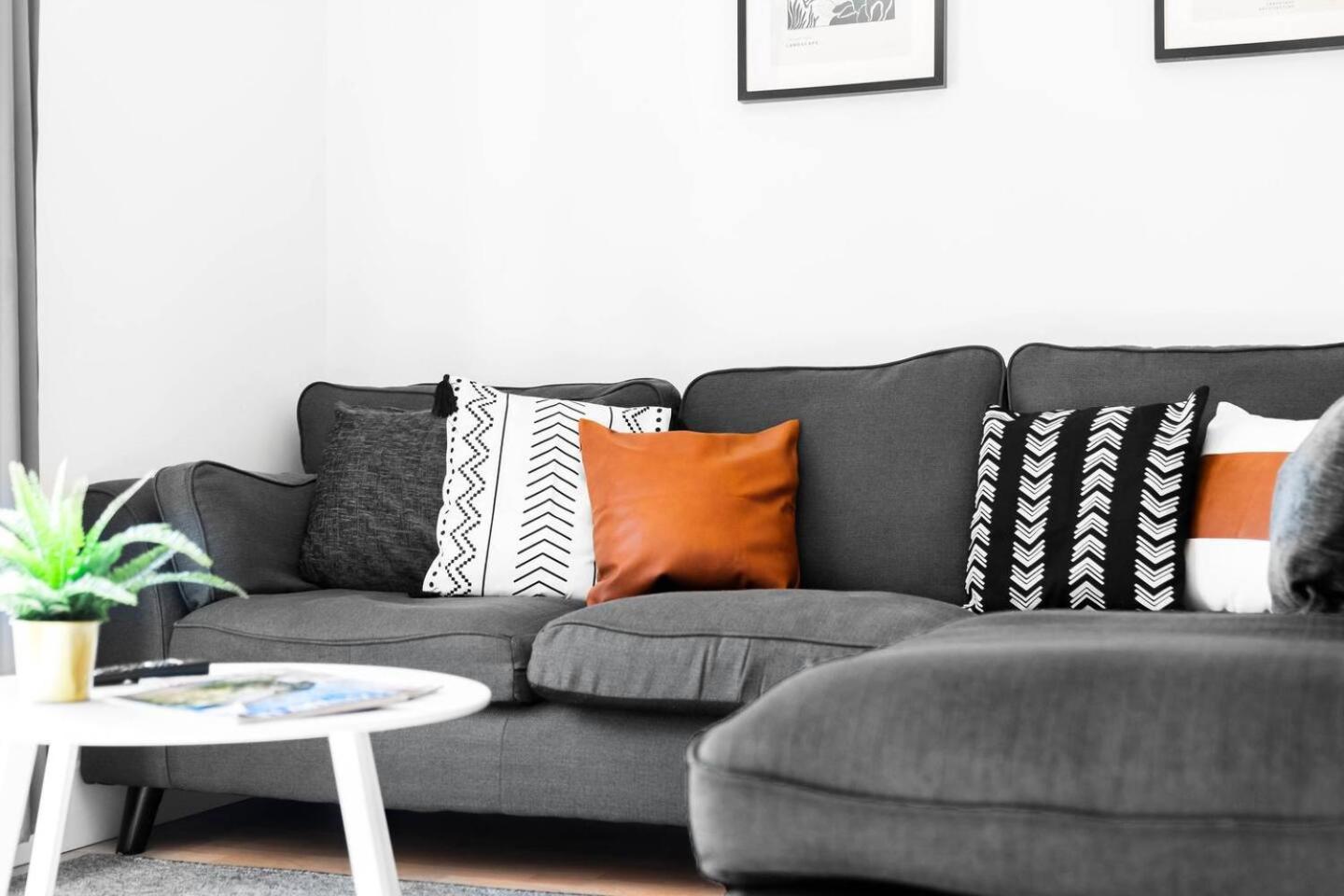 City Centre - Two Bedroom Apartment - Juliet Balcony - Secure Parking - Wifi - Smart Tv - Top Rated -33S Birmingham Buitenkant foto